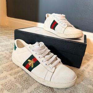 Gucci White Sneakers with Green and Red Accents